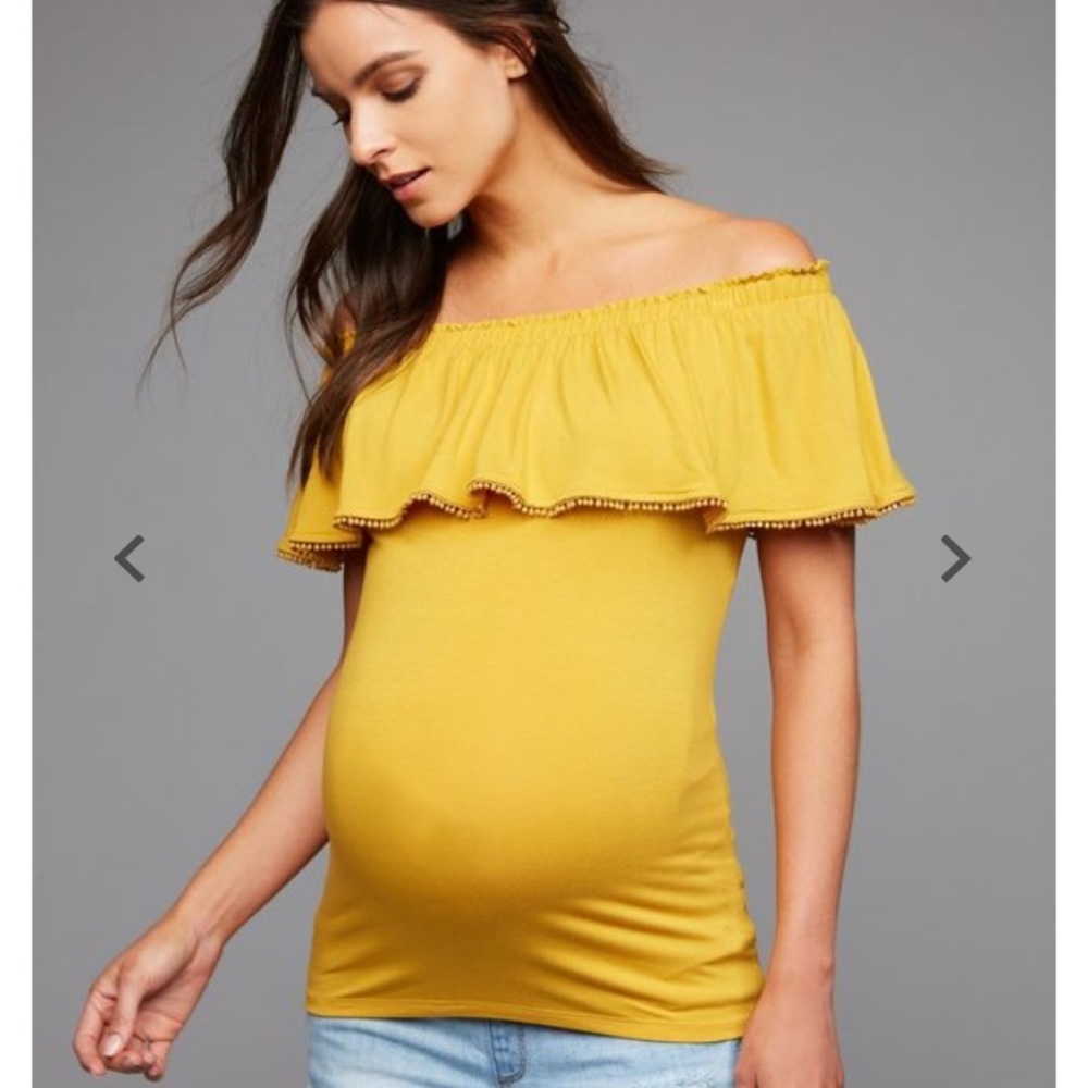 Off the Shoulder maternity top